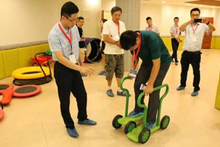 大風車教育+新鵬都地產，強強聯合、跨界共贏